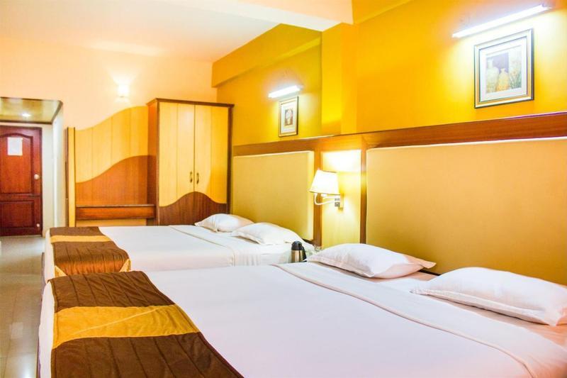 Ponmariresidency Hotel Ooty Kültér fotó