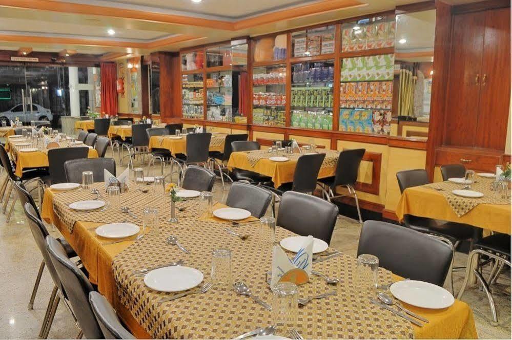 Ponmariresidency Hotel Ooty Kültér fotó